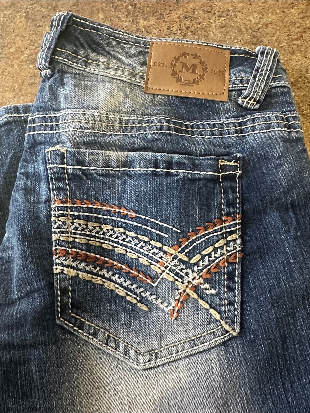 Maurices Dark Blue Straight Leg Jeans with Embroidered Pocket. Never worn - Picture 2 of 5
